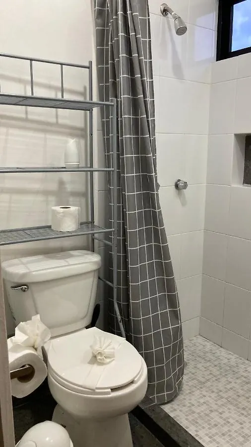 Amazing Studio 2 With Terrace, Close To Ado, Beaches And Hotel Strip, Fast Wifi Cancun Apartment