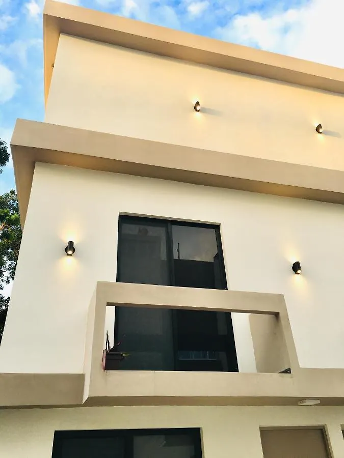 Amazing Studio 2 With Terrace, Close To Ado, Beaches And Hotel Strip, Fast Wifi Cancun Apartment